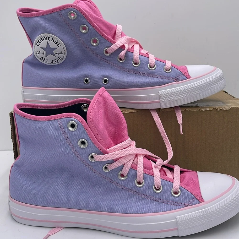 Converse Men’s A02171C Chuck Taylor All Star Canvas Sneakers - Picture 1 of 16